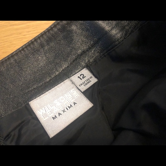 Tie up leather mini skirt - Picture 3 of 4